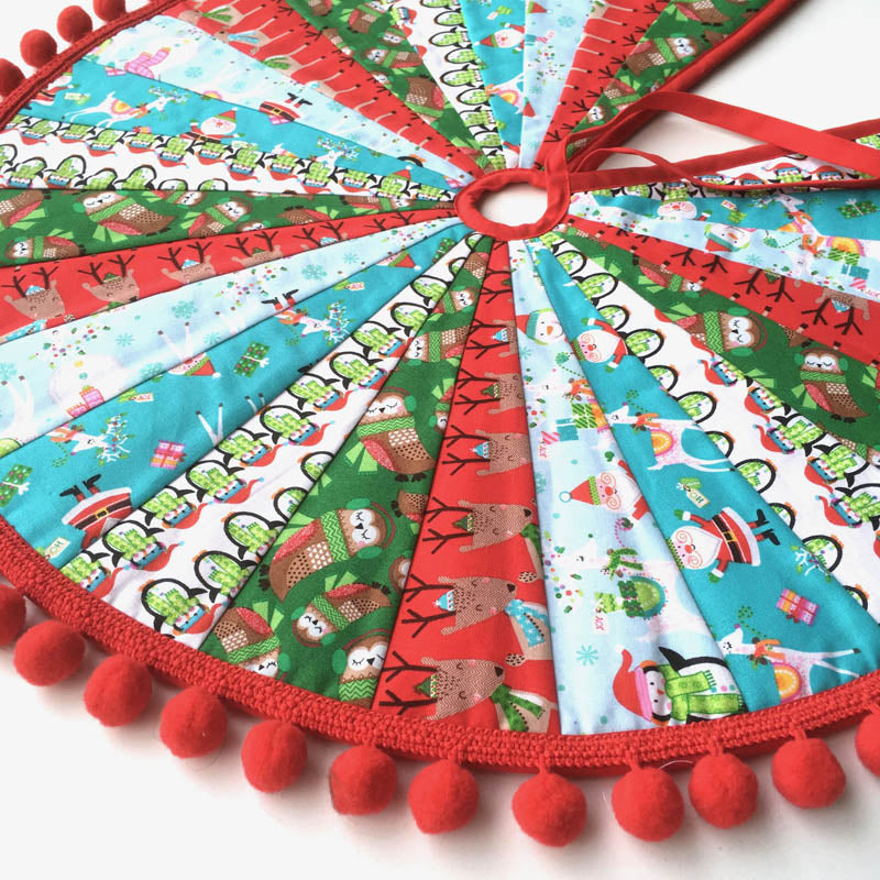 Pom Pom Christmas Tree Skirt