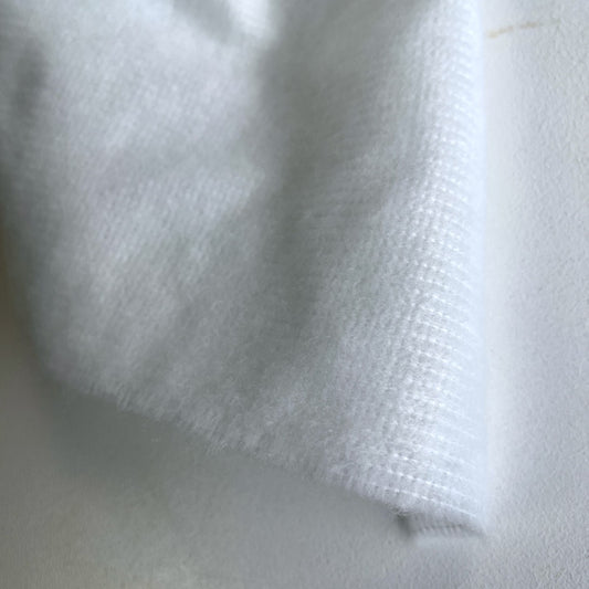 Remnant of Curtain Interlining – Insulating Thermal Bump Lining - White (69cm)