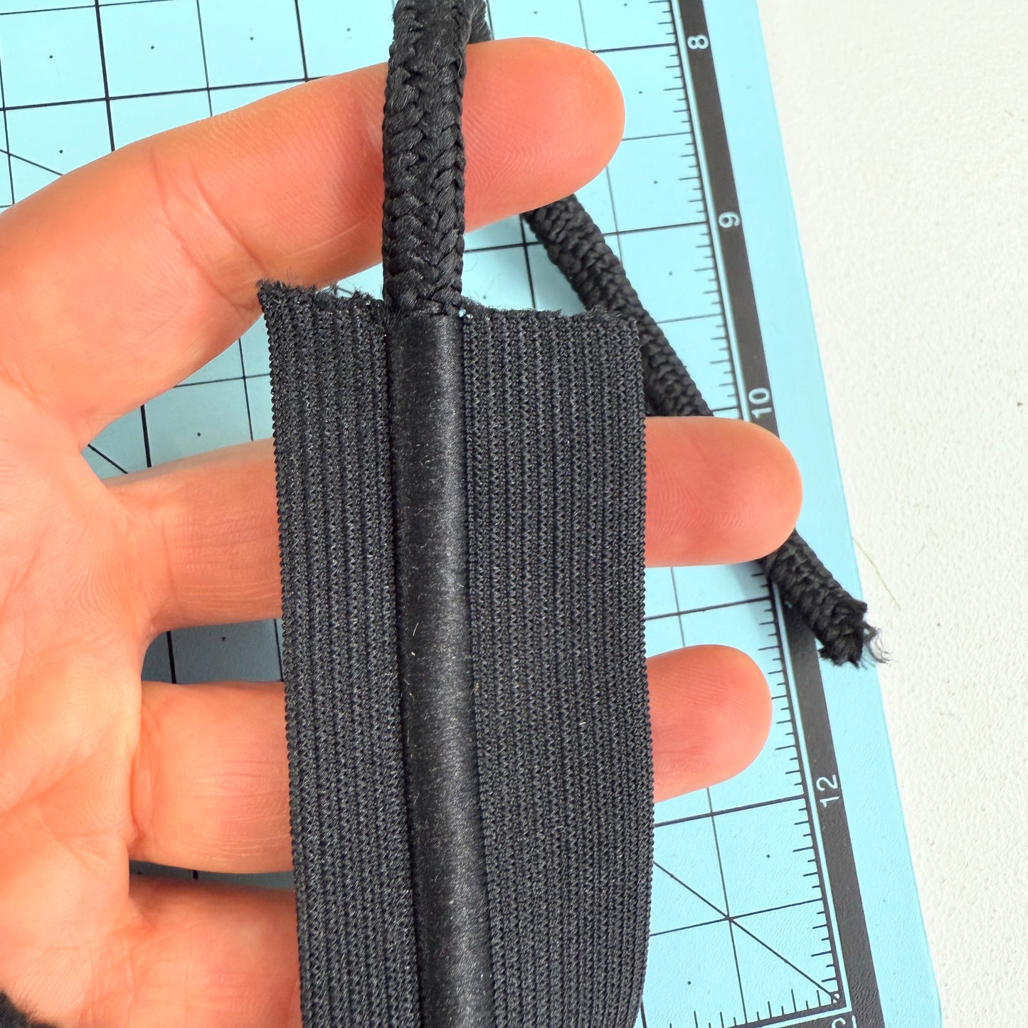 Black Elastic Sport Waistband with Integrated Cord