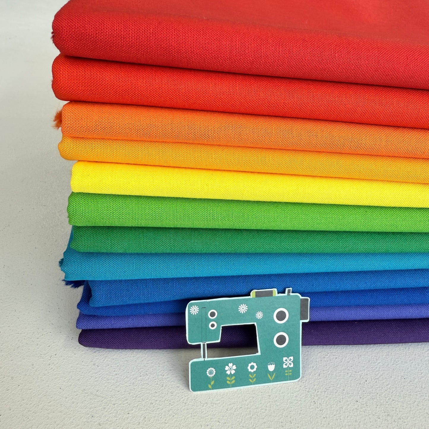 Fat Quarter Bundles: Kona Cotton - Bright Rainbow Palette