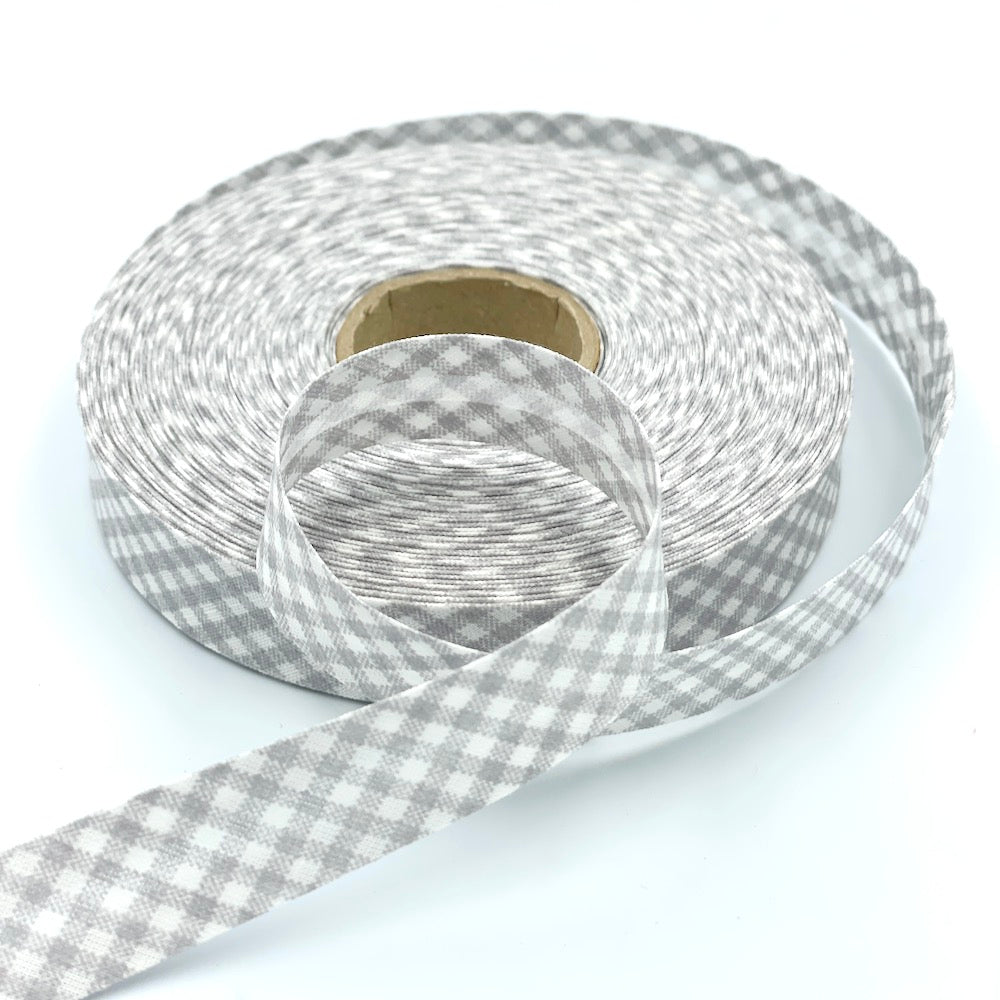 5m Roll of 18mm Gingham Bias Binding