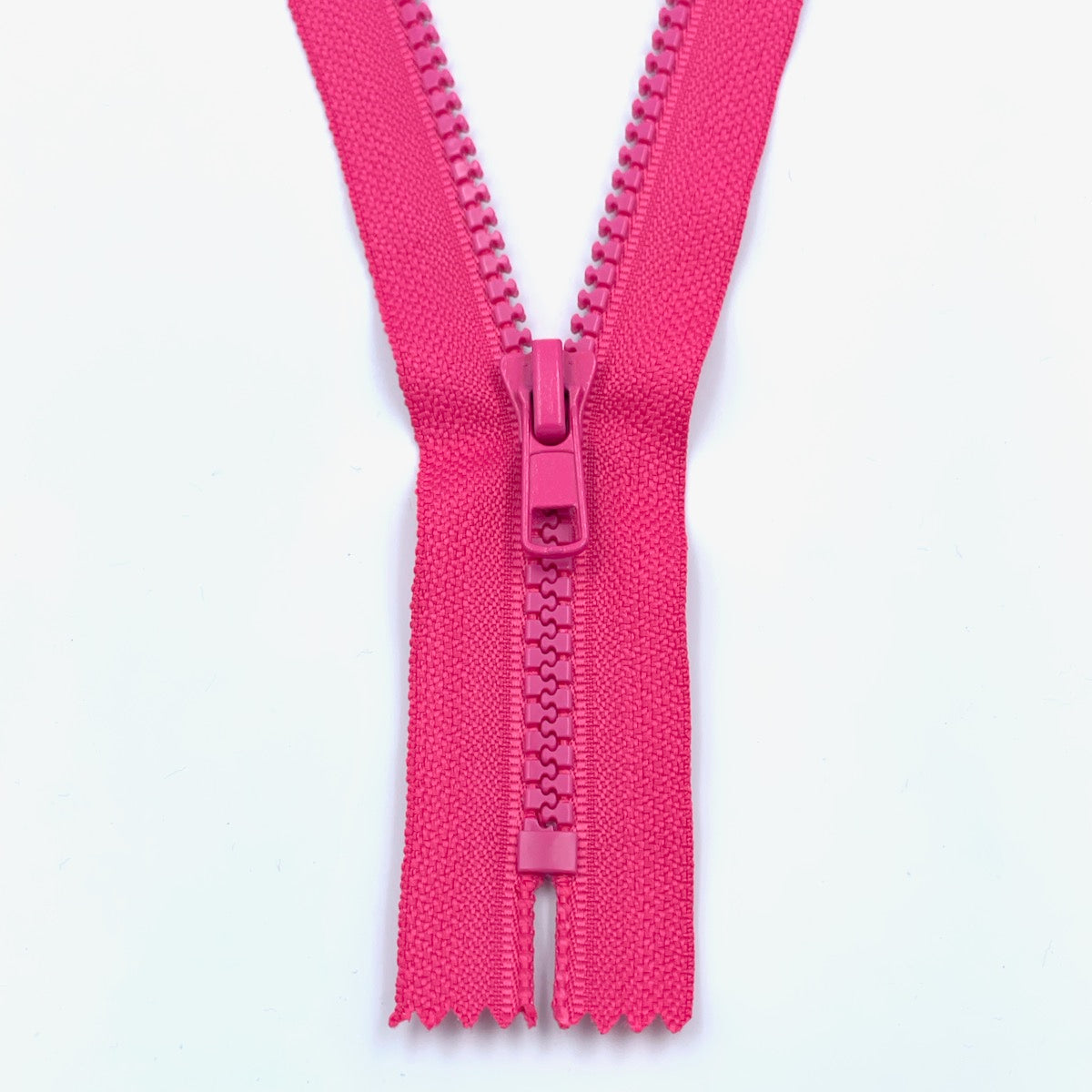 25cm Plastic Chunky Zips - Size No.5 - Closed End