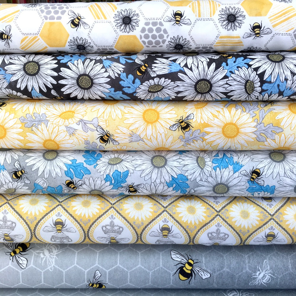 Michael Miller - Queen Bee by Diane Kappa - Honeycomb Border Grey