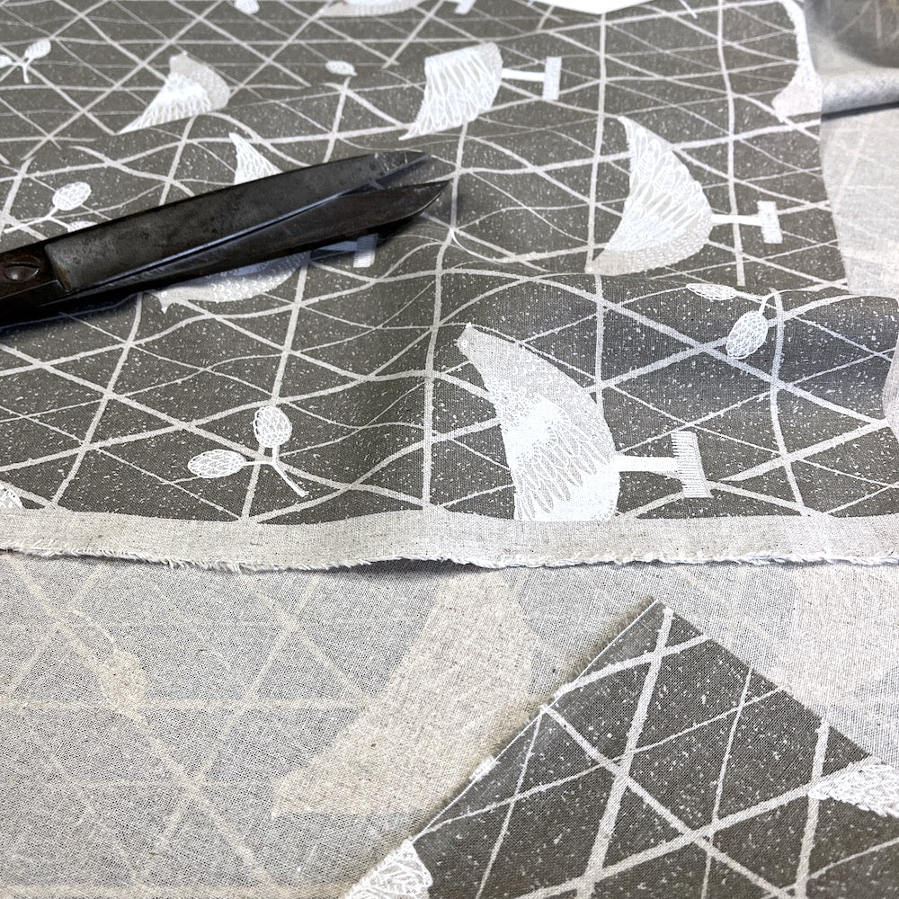 Cotton/Linen Canvas Hummingbird Chickens Coop Grey