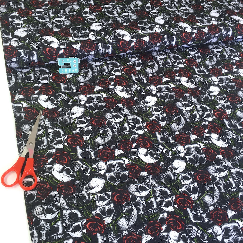 Remnant of Packed Skulls and Roses - Cotton Poplin - White Black (89cm)