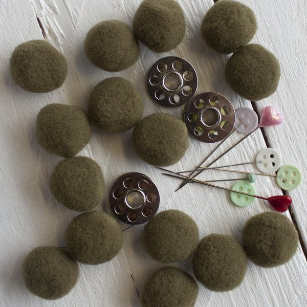Jumbo Pom Pom Ball 100 Pack - Frumble Fabrics