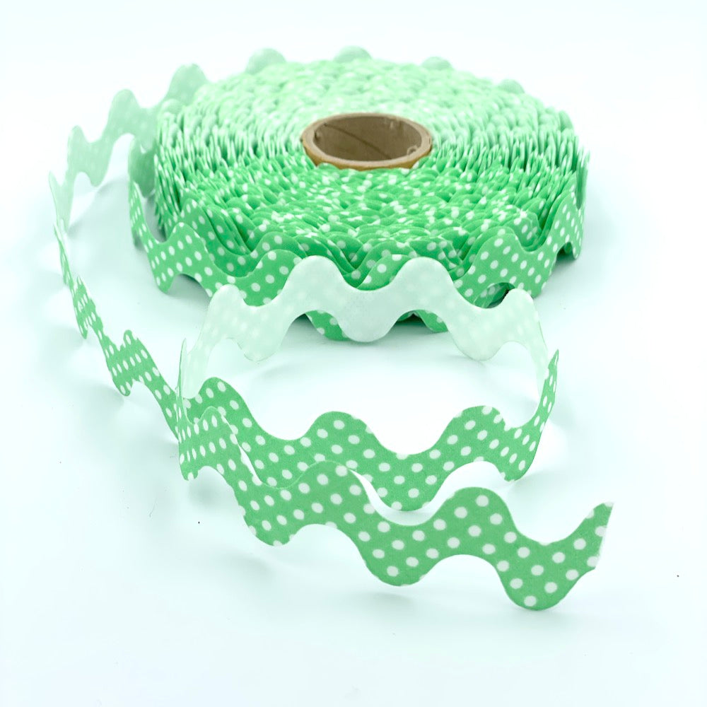 5m Roll of 30mm Polka Dot Ric Rac Bias