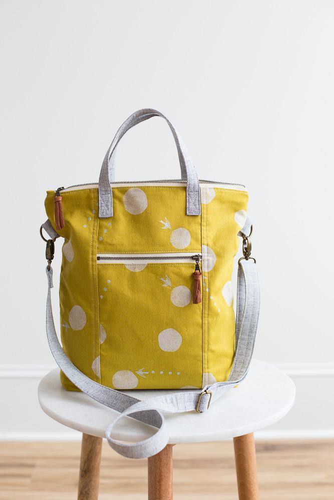 Redwood Tote Sewing Pattern by Noodlehead - Frumble Fabrics