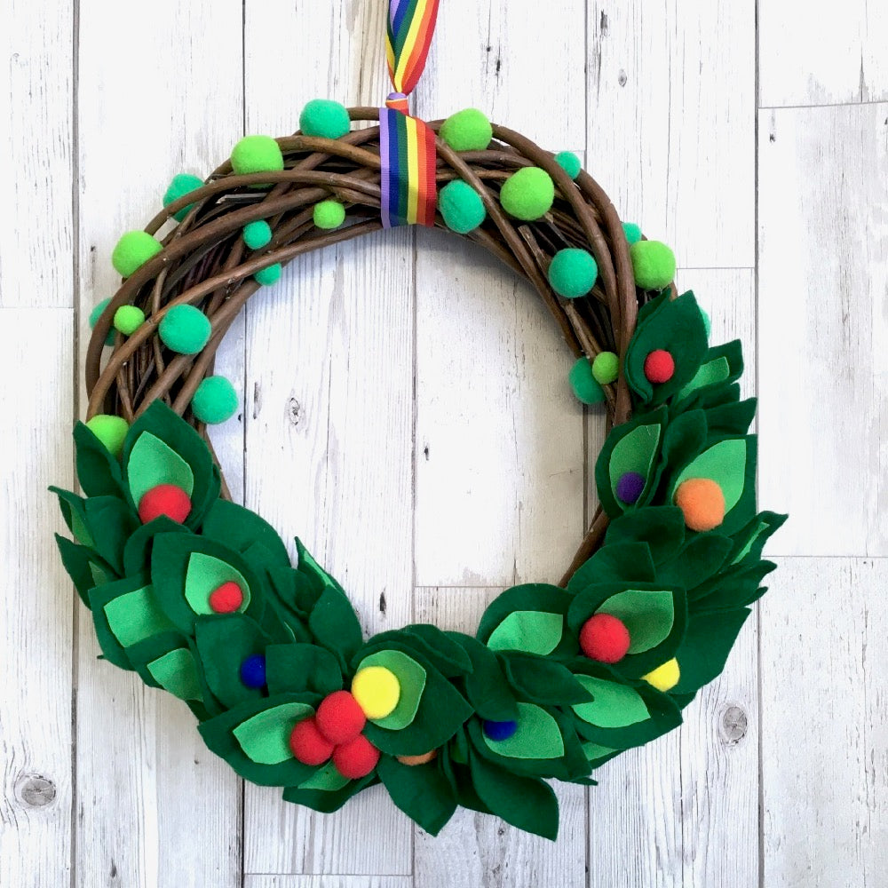 Rainbow Felt & Pompoms Christmas Wreath Handmade Tutorial