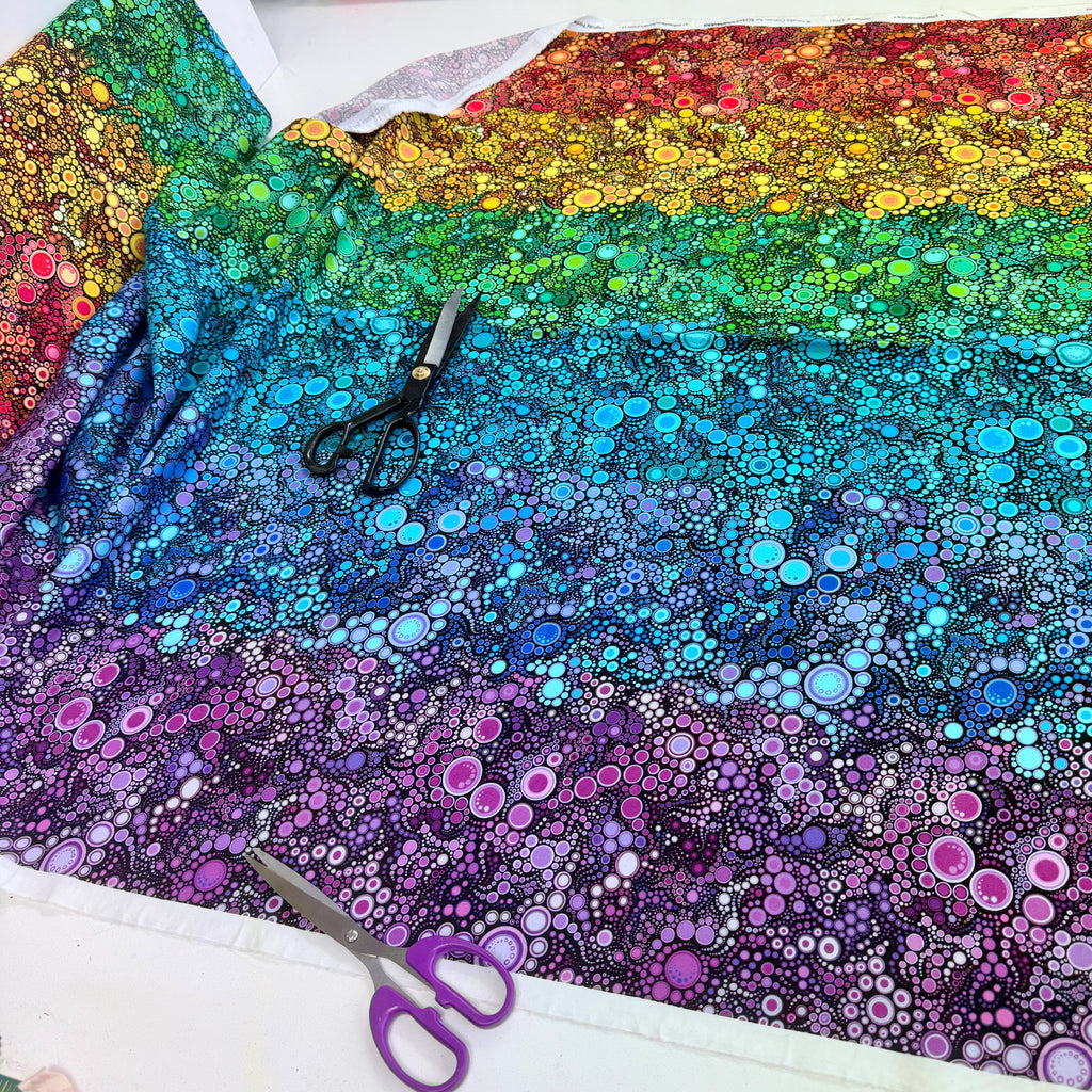 Robert Kaufman - Effervescence - Gradation Rainbow Dots Bright