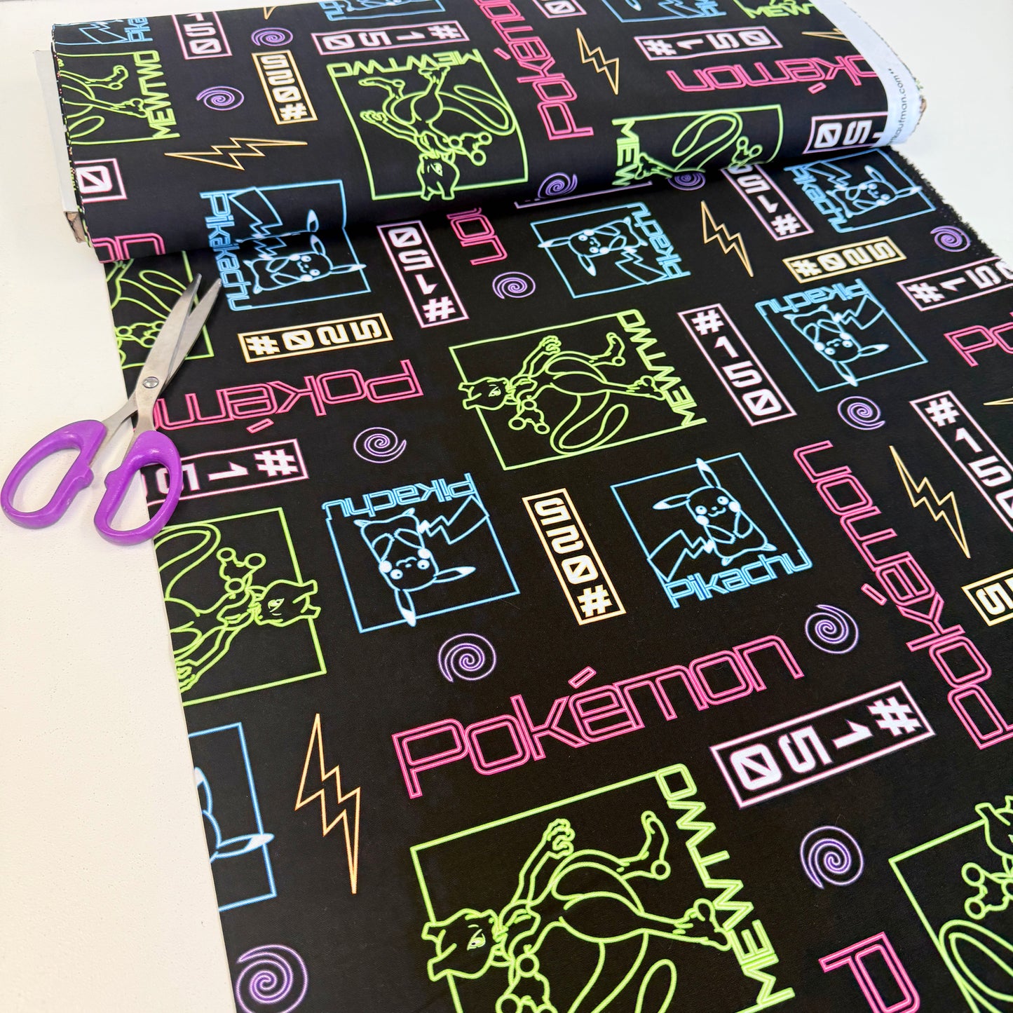 Robert Kaufman - Pokemon Neon Lights - Glowing Signs Black