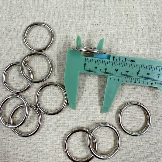 10x Round Rings 25mm (4mm Bar)