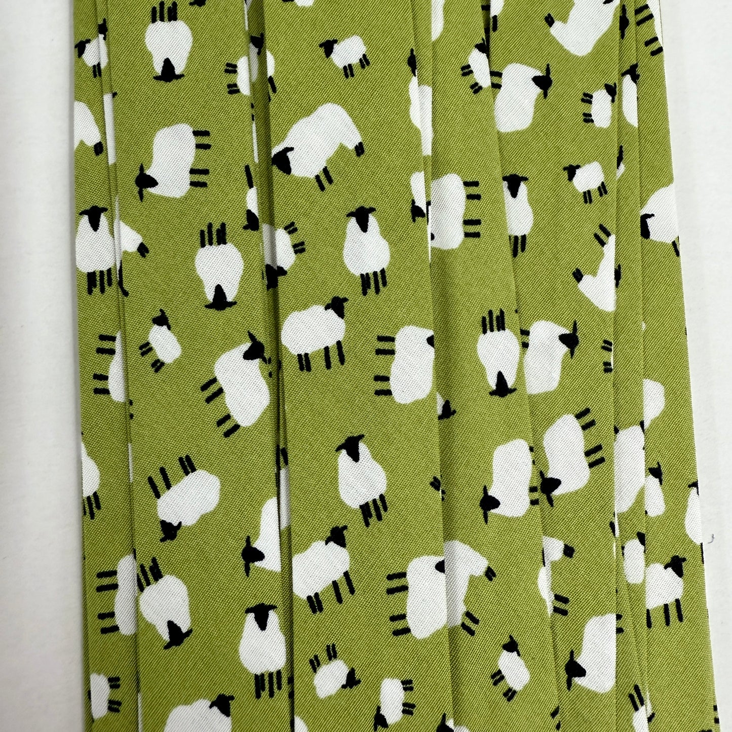 25mm Handmade Bias Binding - Limited Edition - Farm Sheep - Green