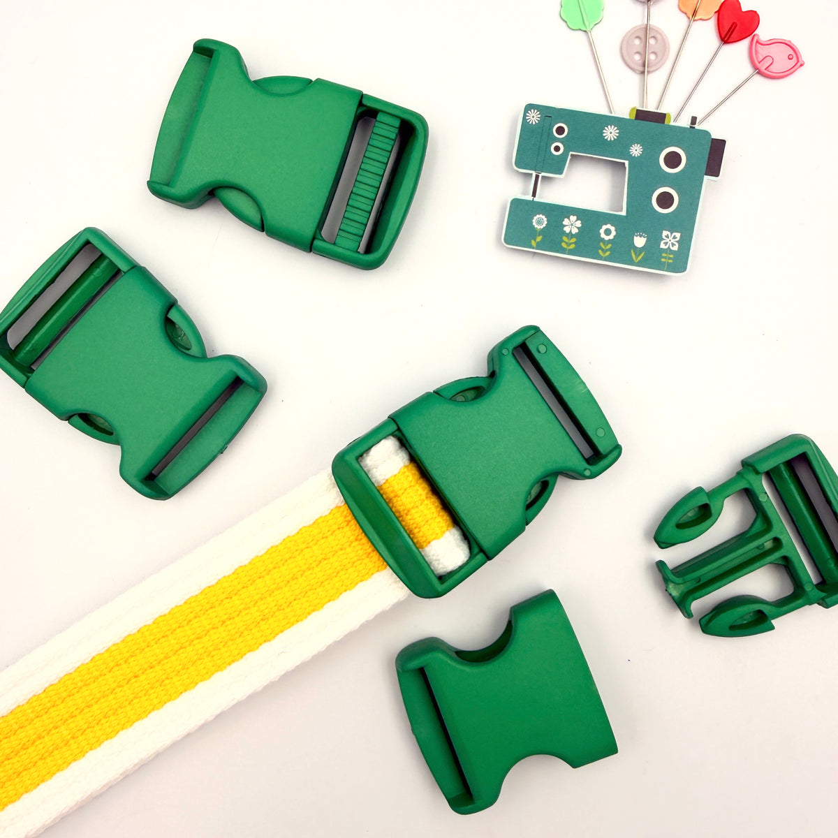 30mm Delrin Plastic Buckle - Bright Colours - 5 pack