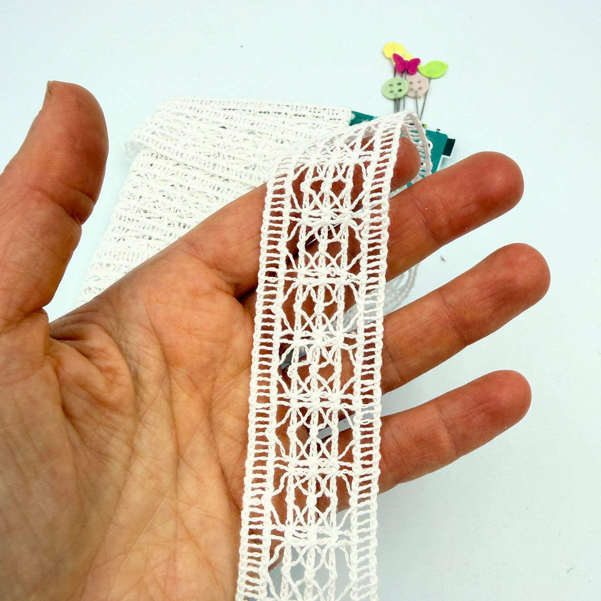 CLEARANCE: Ladder Style Lace Trim 30mm - White (2.9 metres)