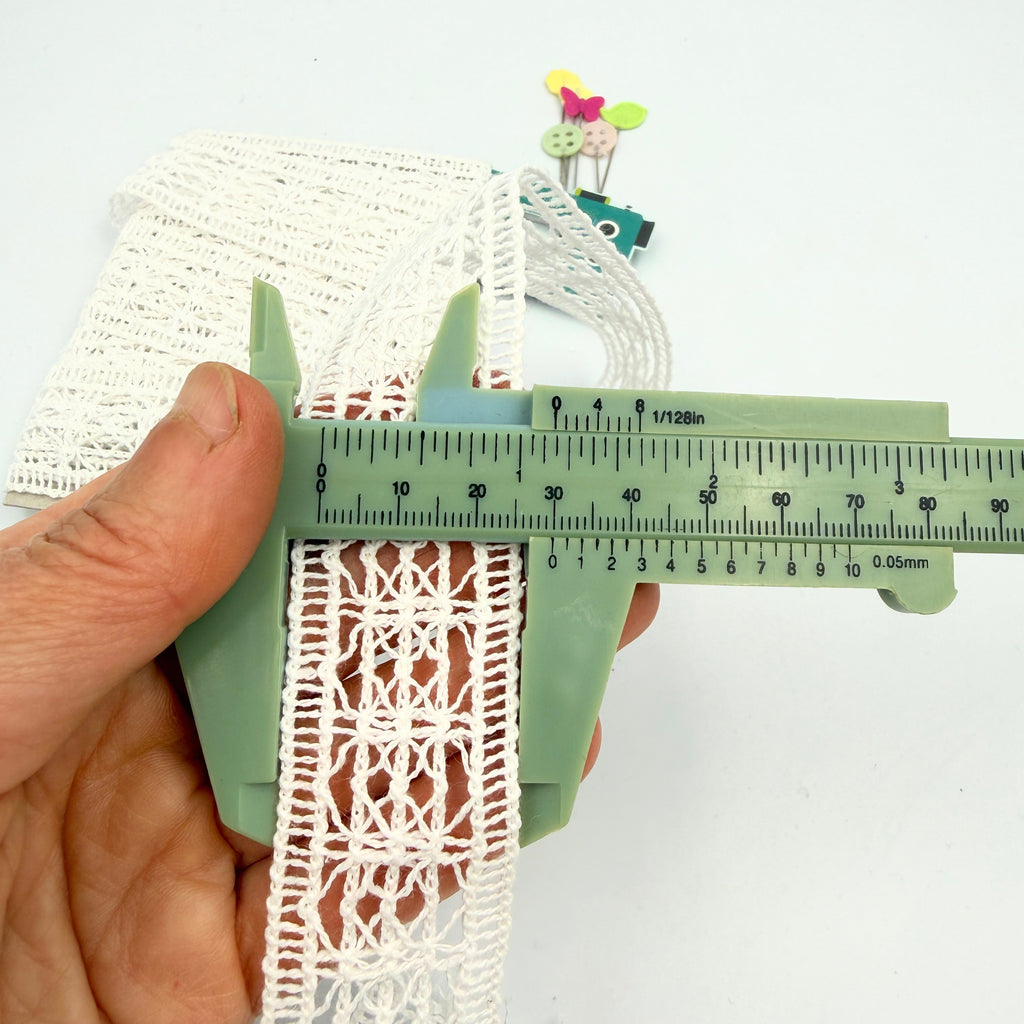CLEARANCE: Ladder Style Lace Trim 30mm - White (2.9 metres)