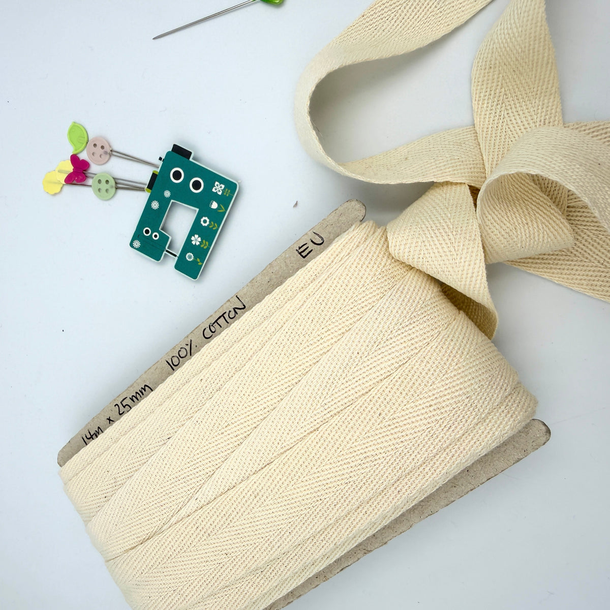 CLEARANCE: Natural/Cream 25mm Cotton Herringbone Tape (14 metres)