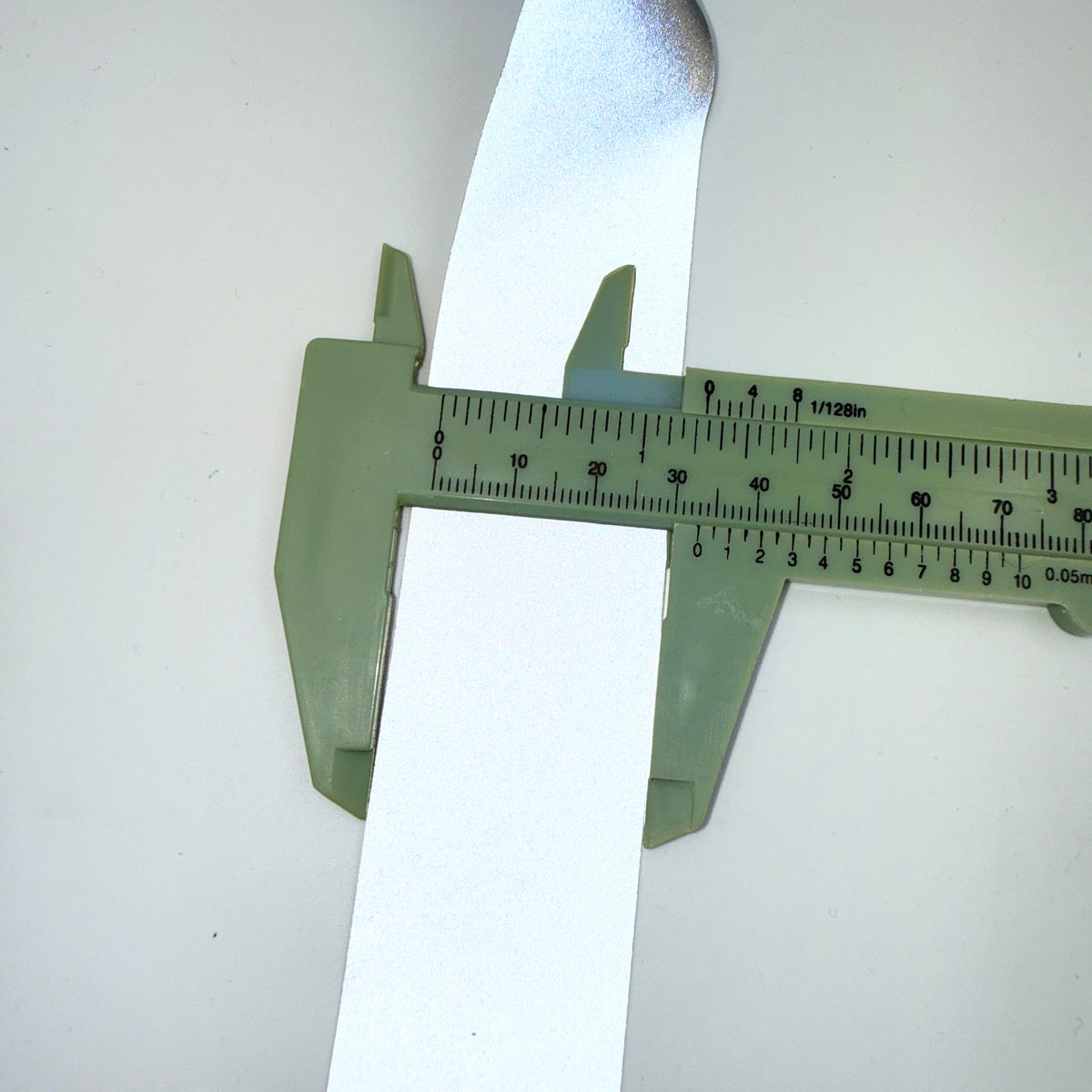 33mm Wide Reflective Bias Binding Tape – 5m Length