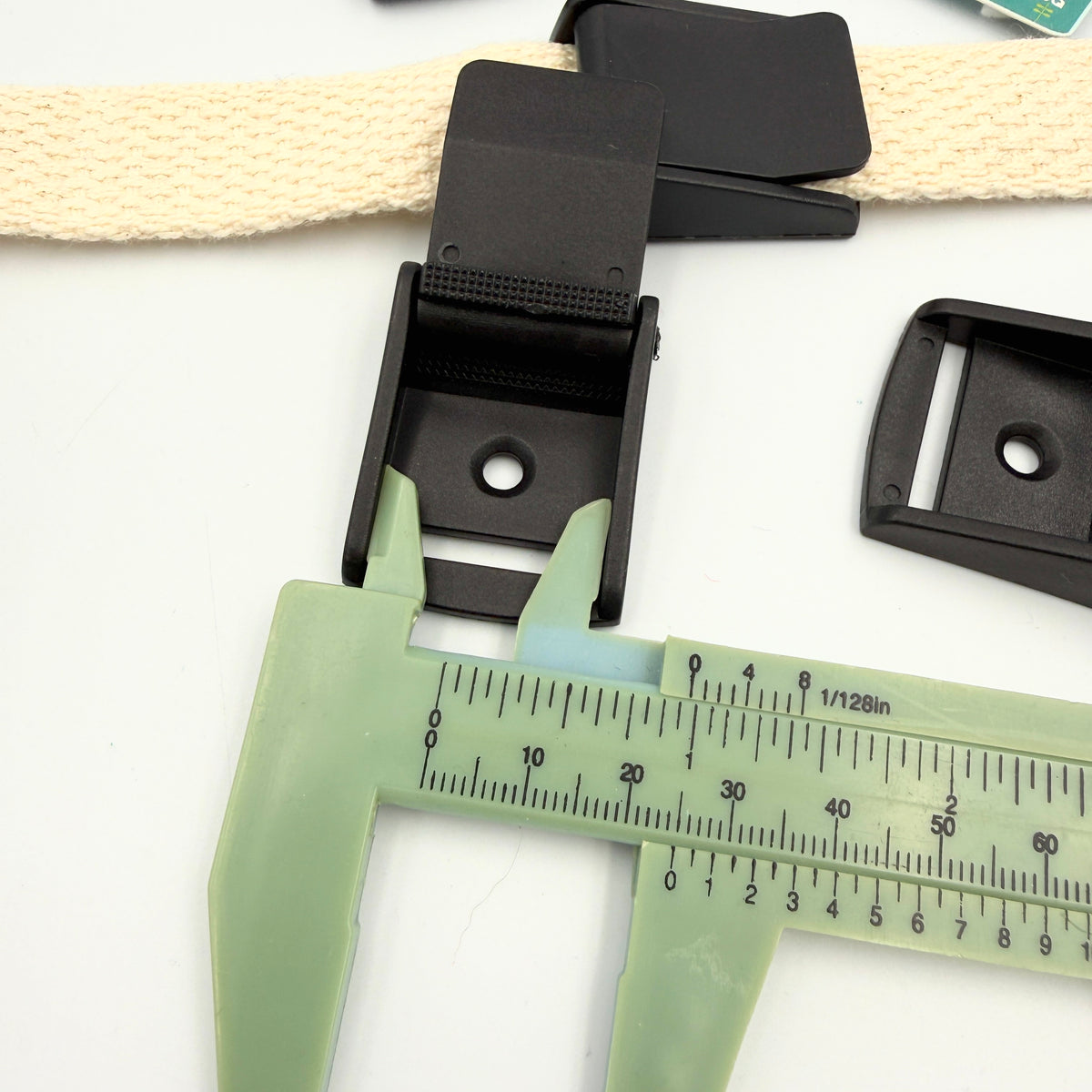 25mm Delrin Flap Buckles - Black - Pack of 5
