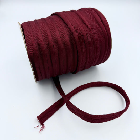 CLEARANCE: Polyester Piping - 65 Yards - Burgundy