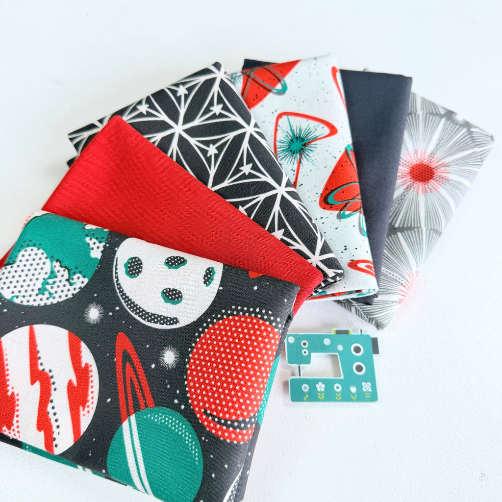 Fat Quarter Bundles: Blast Off - Organic