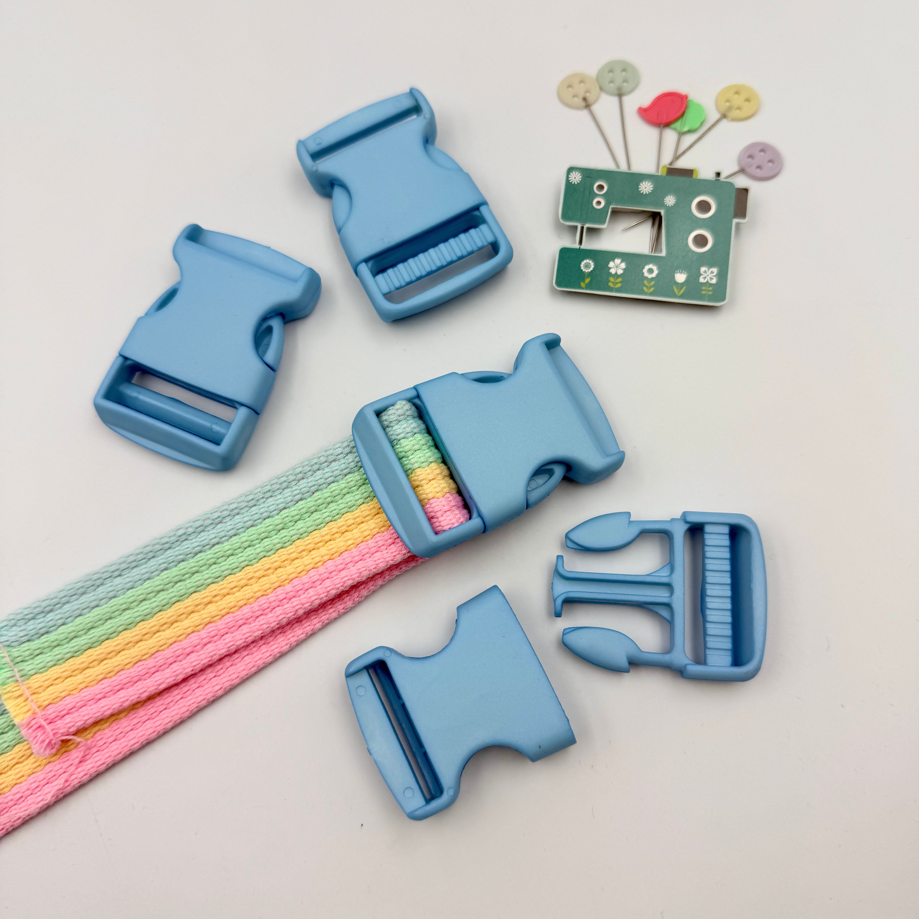 30mm Delrin Plastic Buckle - Bright Colours - 5 pack