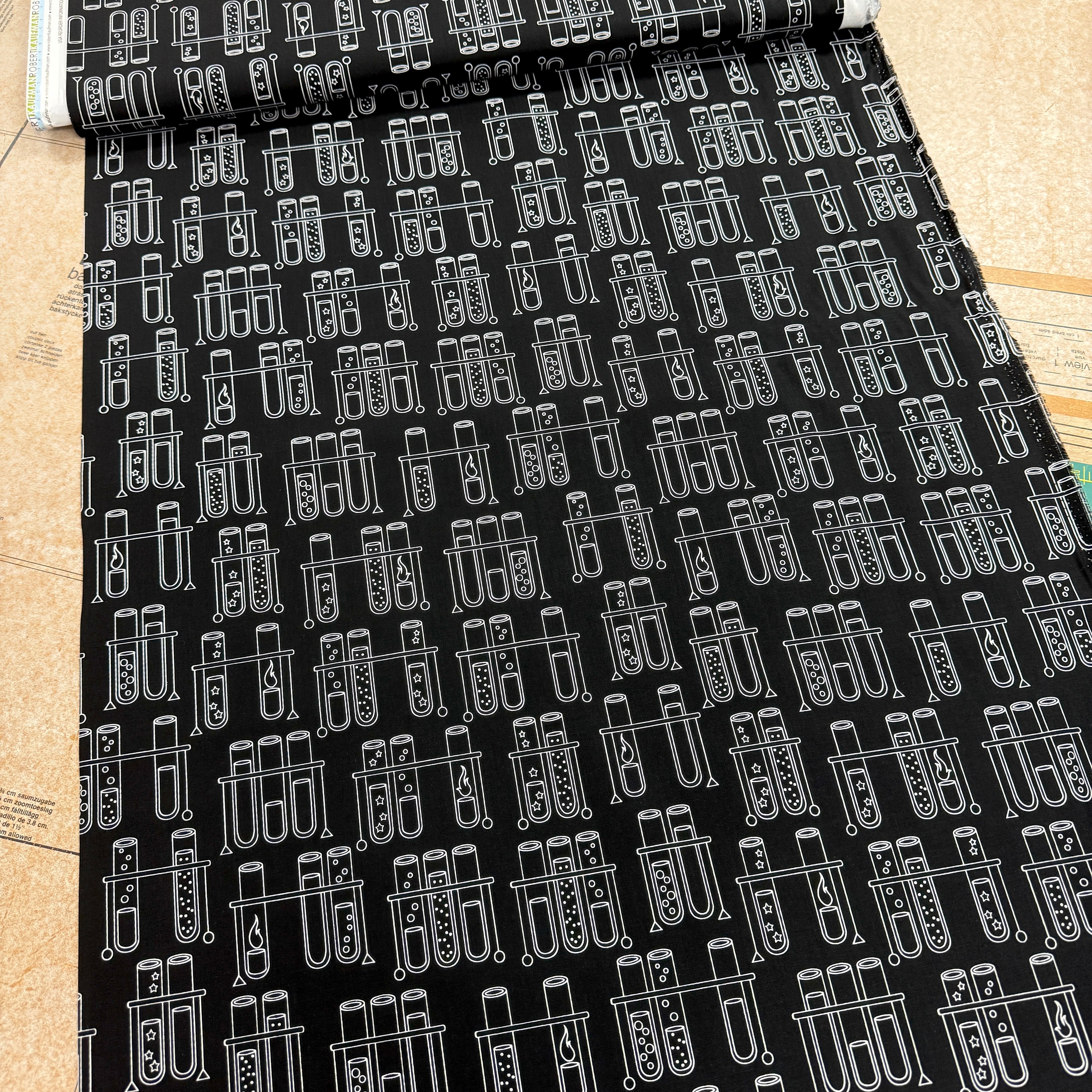 Science Fair 2 Test Tubes Black