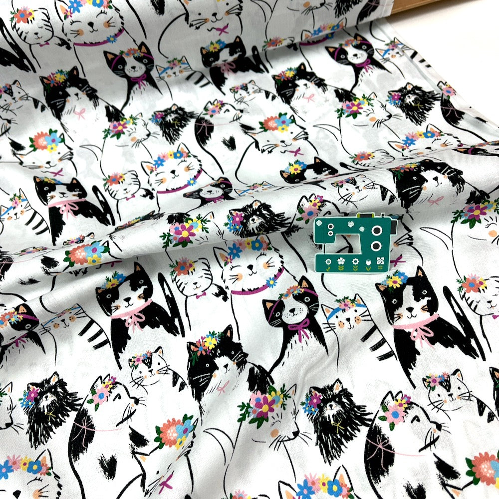 Remnant of Timeless Treasures Fabric - Pretty Cats And Florals - White (96cm)