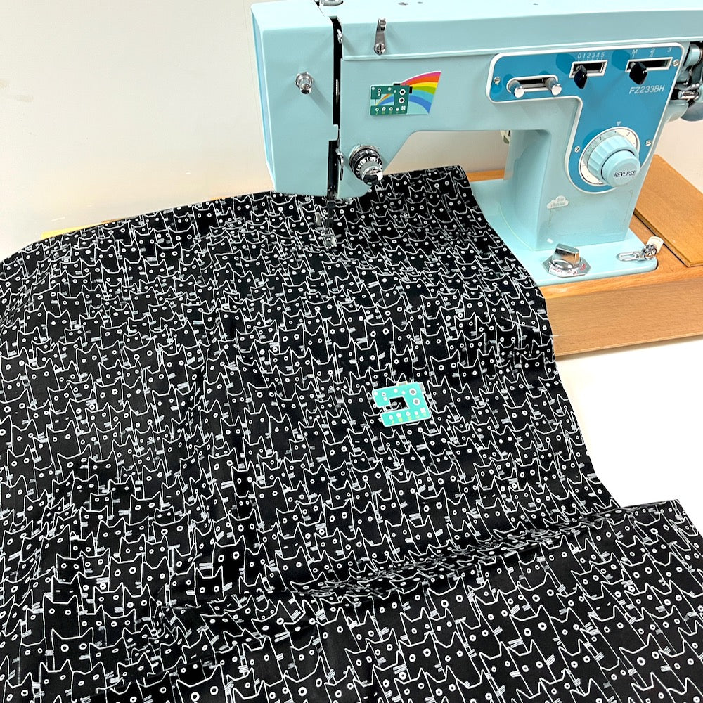 Dear Stella - Les Chats Noir - Having A Meowment Cats Black