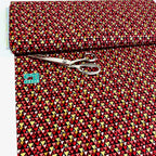 Robert Kaufman - Gustav Klimt Full Metallic Triangles Red