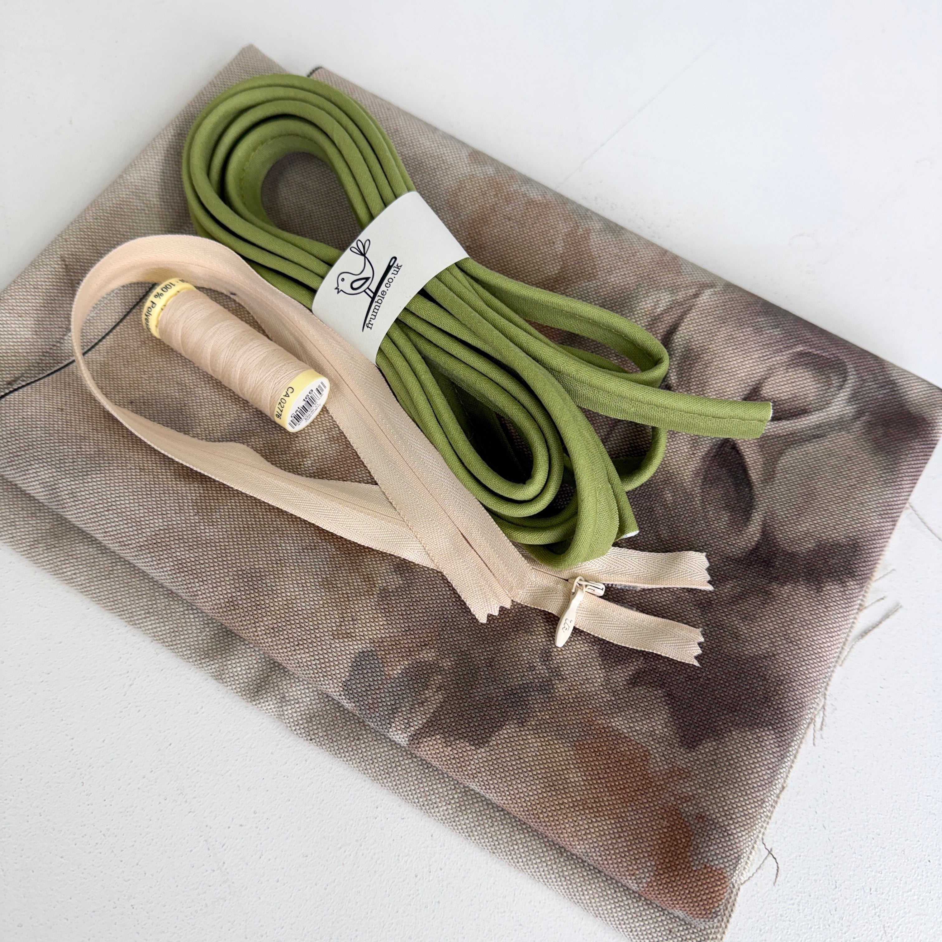 Sheep Face Cushion Panel Project Piped Kit (zip+envelope) Olive