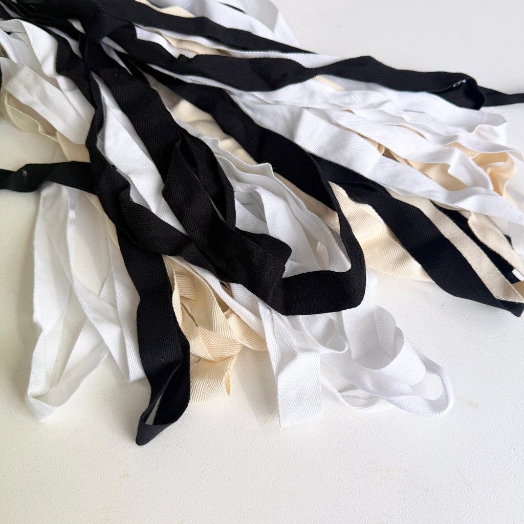 CLEARANCE: 27m of 25mm Wide Herringbone Tape Remnant Pack