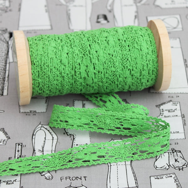 CLEARANCE: Bright Green 20mm Lace Trim (8 metres)