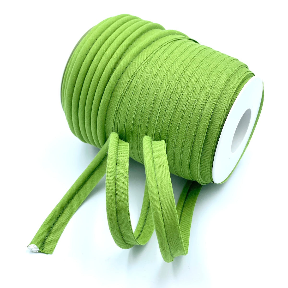 25m Reel of Plain Medium Piping Bias Binding