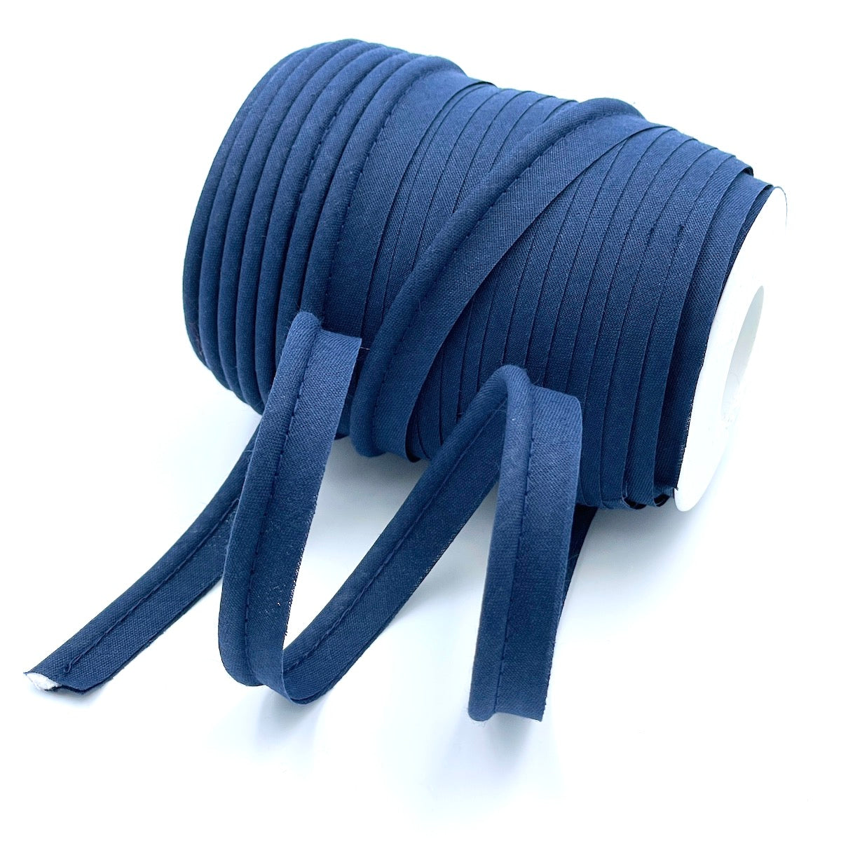 25m Reel of Plain Medium Piping Bias Binding