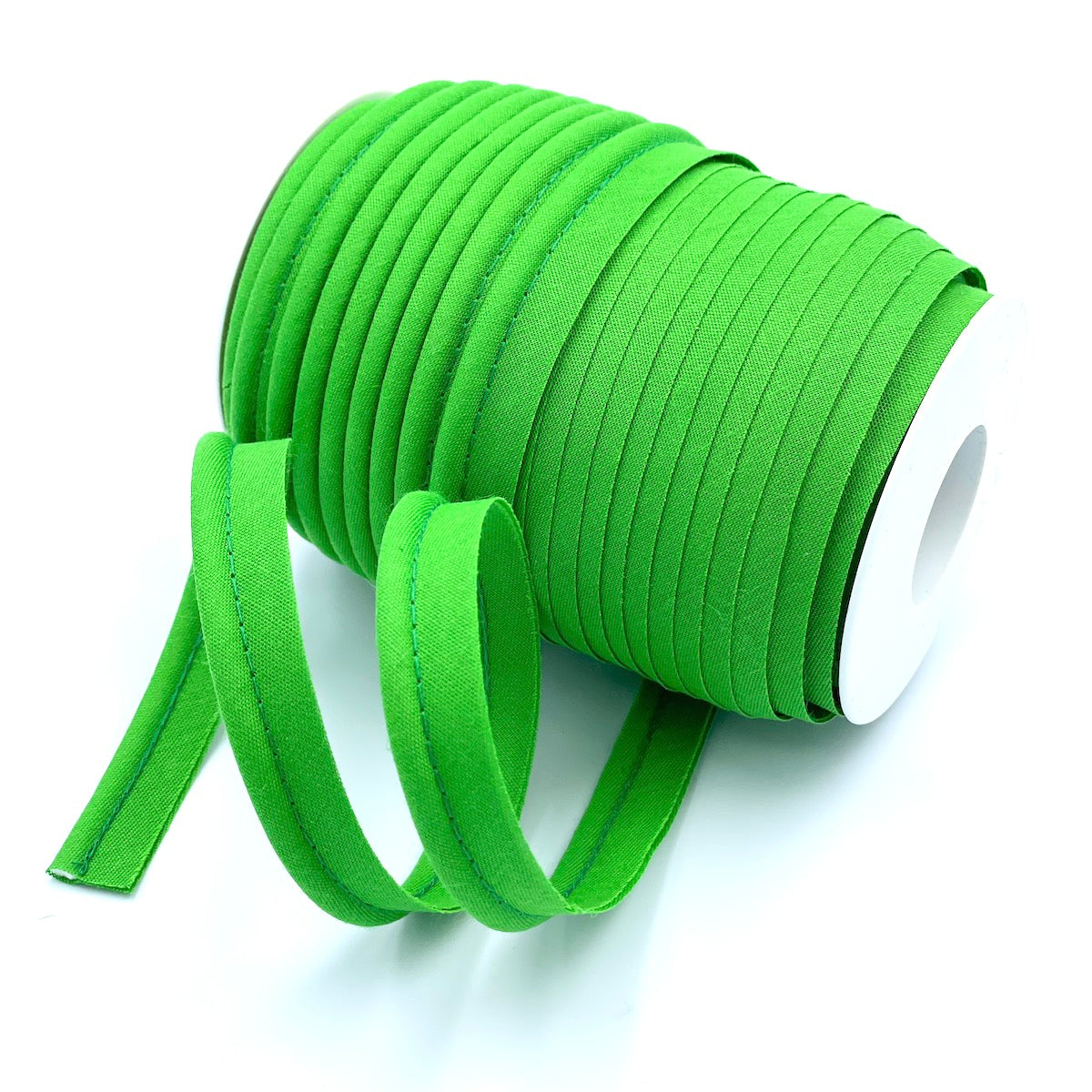 25m Reel of Plain Medium Piping Bias Binding