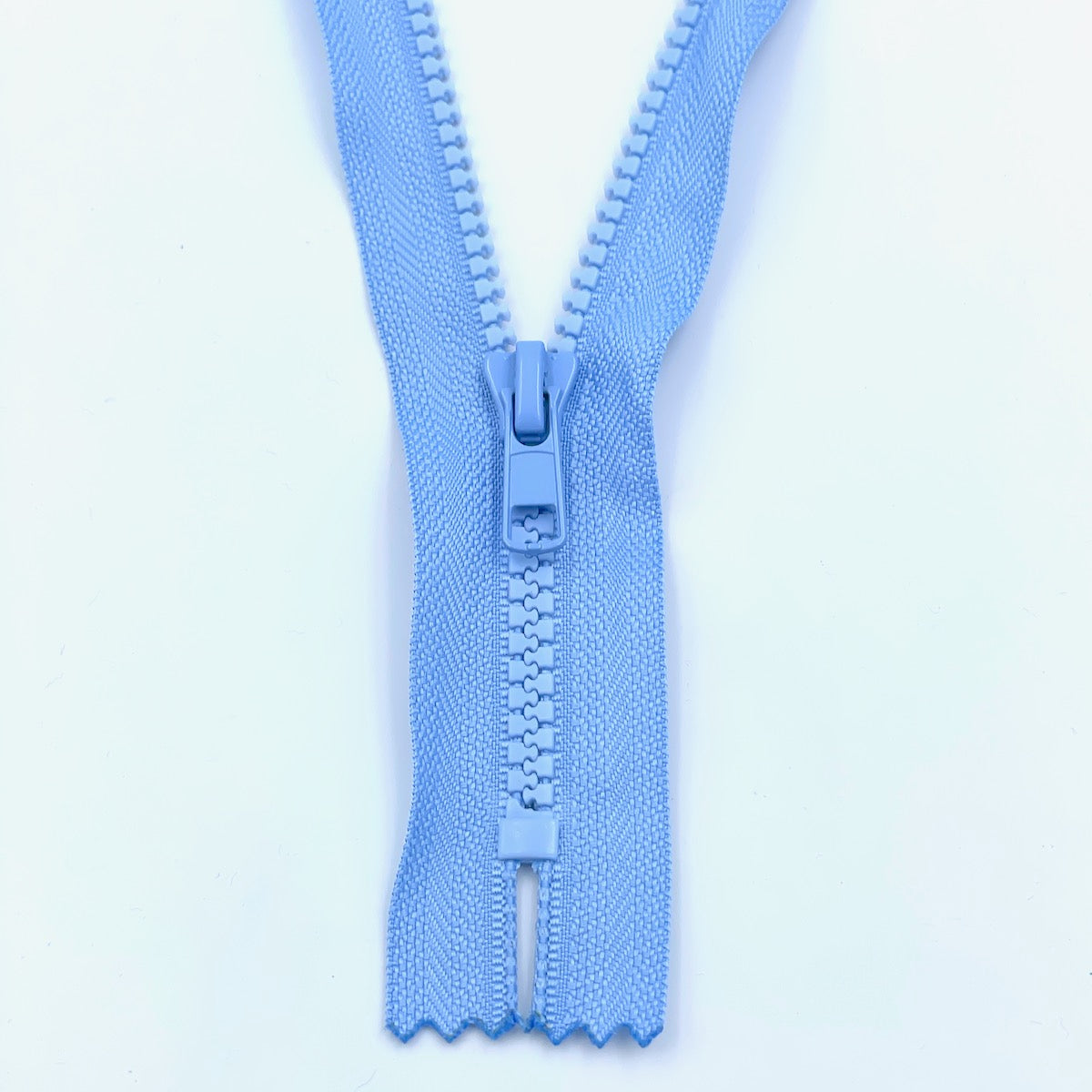 Chunky Silver Plastic Two-Way Zip – 19/48CM, Open End, Heavy-Duty Fastener