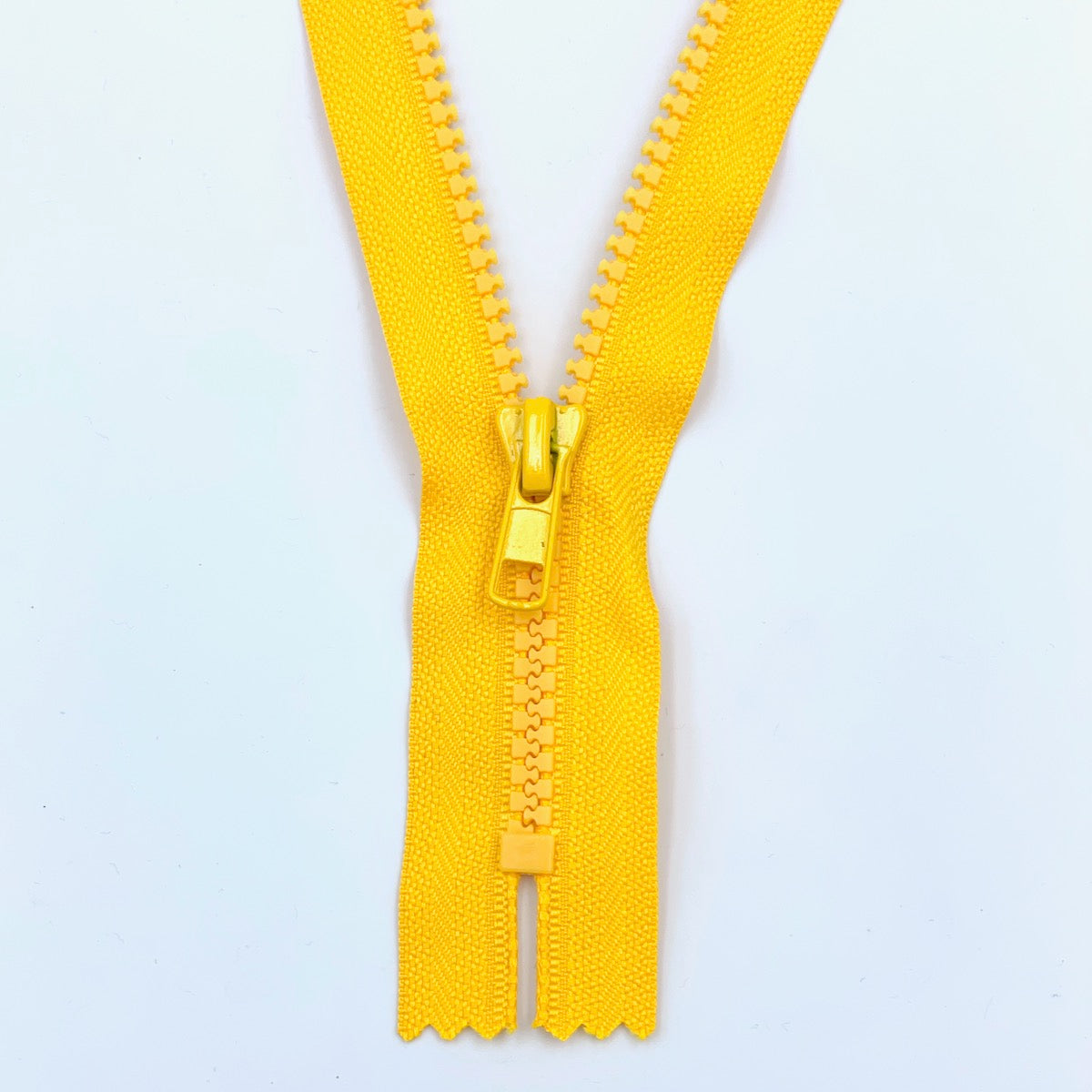 25cm Plastic Chunky Zips - Size No.5 - Closed End