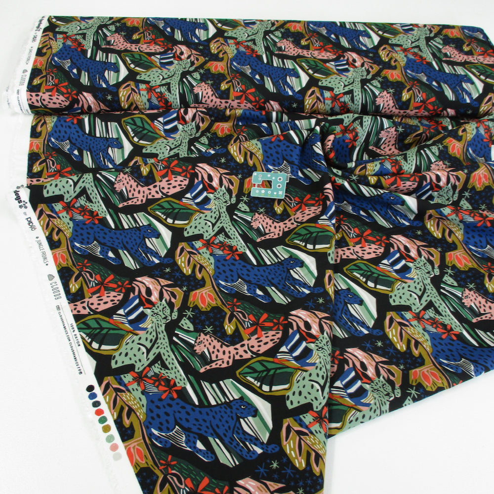 Remnant of Cloud 9 Fabrics RAYON - Mystical Gardens - Jungle Royals (141cm)