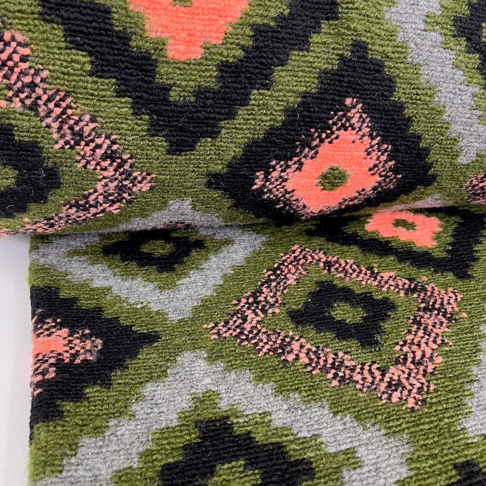 Remnant of Jumbo Aztec - Wooly Knitted Jacquard - Dark Green (115cm)