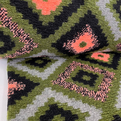 Remnant of Jumbo Aztec - Wooly Knitted Jacquard - Dark Green (115cm)