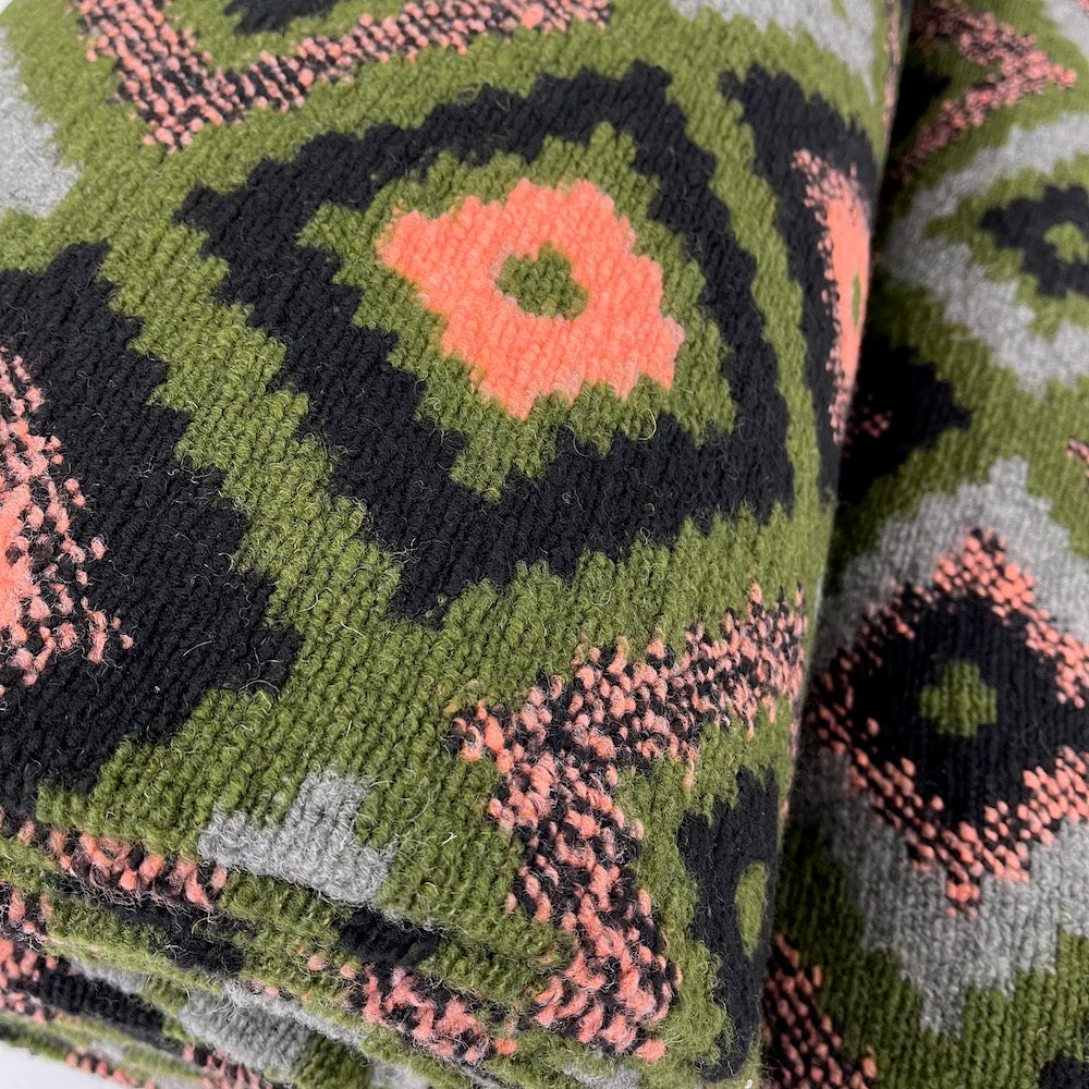 Remnant of Jumbo Aztec - Wooly Knitted Jacquard - Dark Green (115cm)