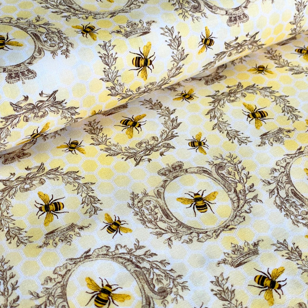 Timeless Treasures - Queen Bee - Gold Bees and Crests Honey