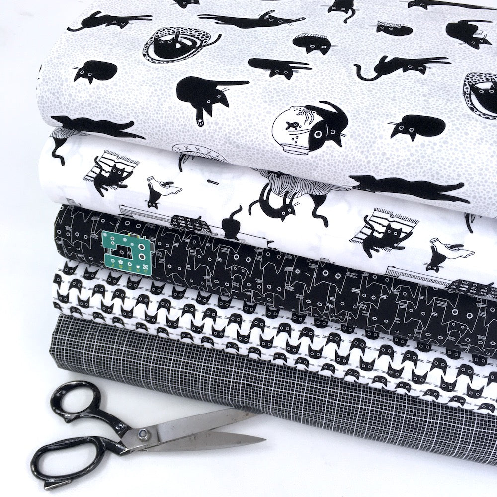 Dear Stella - Les Chats Noir - Cat Heads White