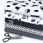 Dear Stella - Les Chats Noir - Chillin Cats White