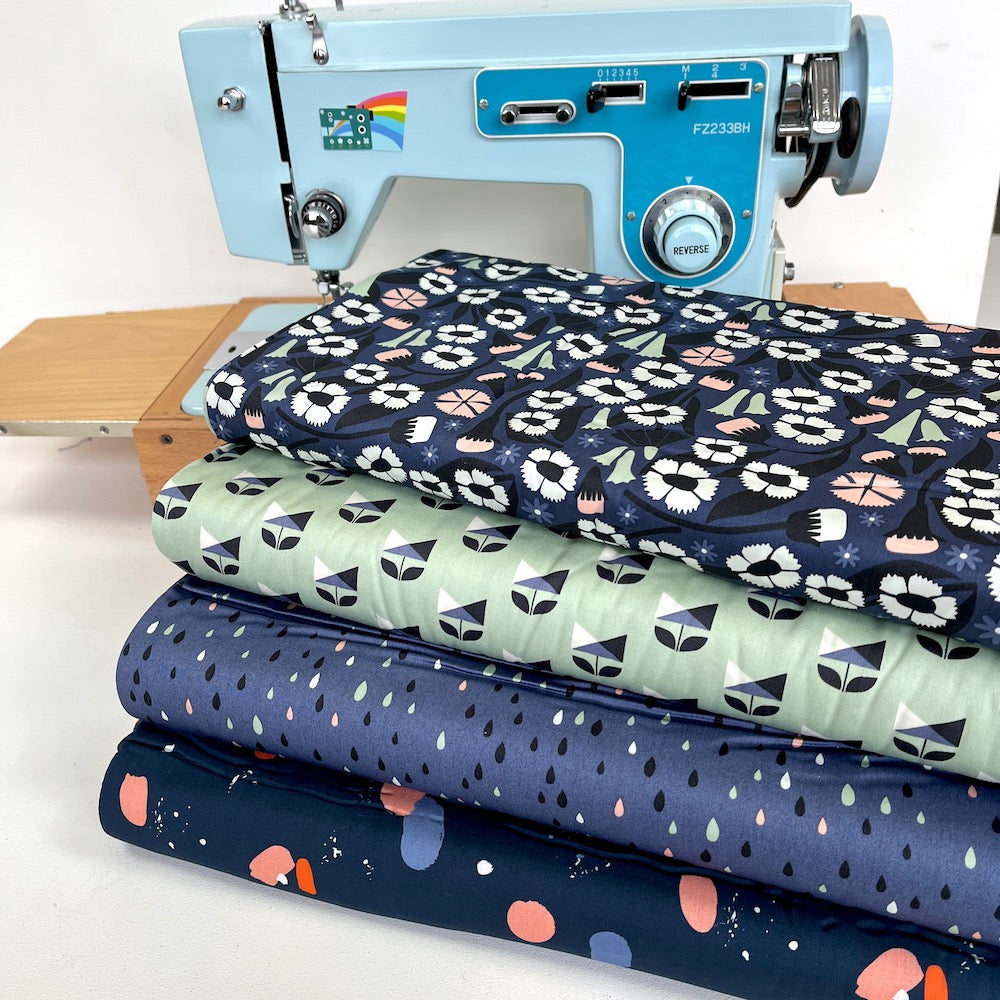 Cloud 9 Organic Cotton Sateen - Sweet Nothing - Deco Flowers (Per Metre)
