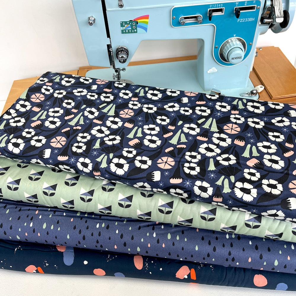 Cloud 9 Organic Cotton Sateen - Sweet Nothing - Deco Flowers (Per Metre)