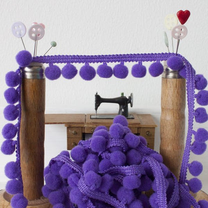 Medium Pom Pom Trim - Frumble Fabrics