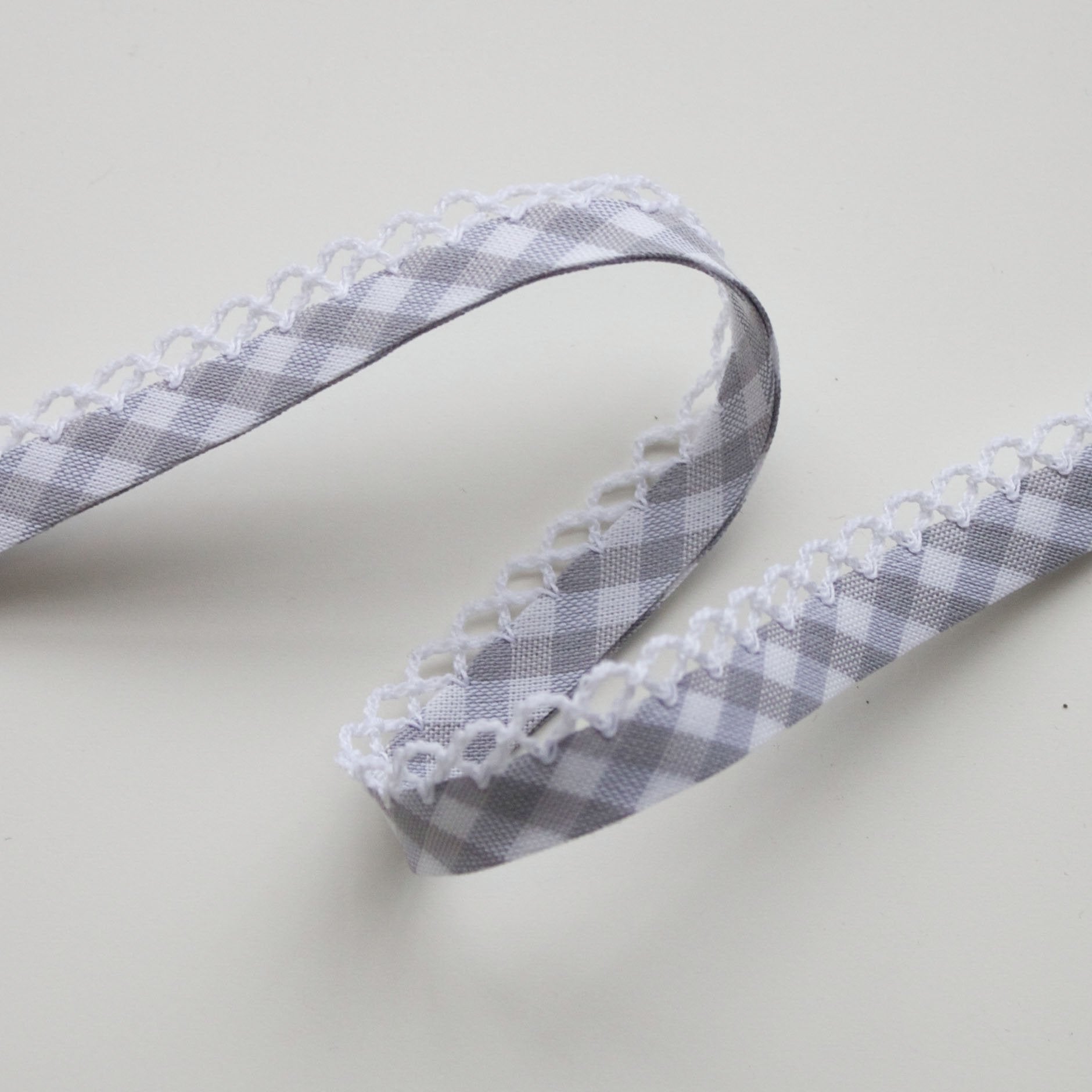 Woven Gingham Lace Edge Bias Binding 5 metres - Frumble Fabrics