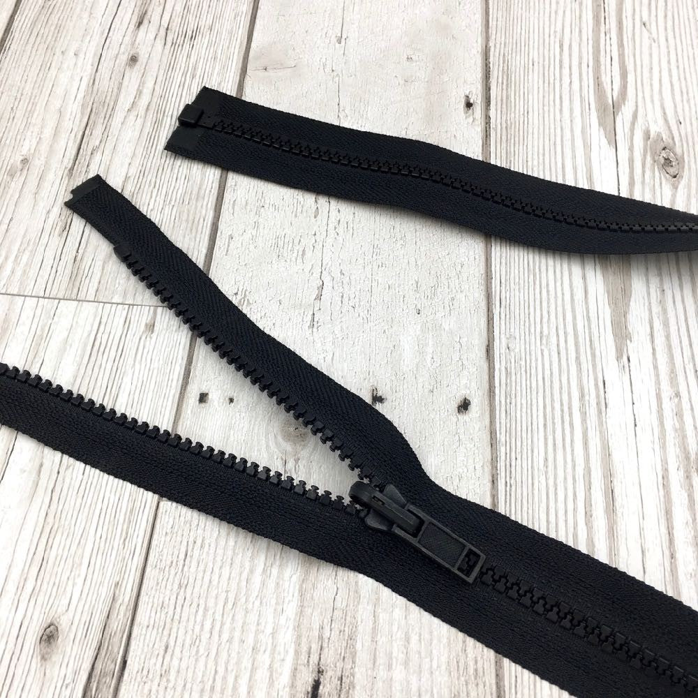 24 Inch (61cm) Chunky Reversible Zip - Black - Frumble Fabrics